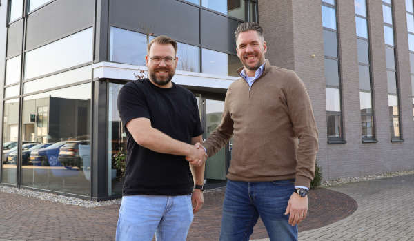 Ludo Haveman, CEO van DIJ en Emiel Talen, algemeen directeur-bestuurder Talen Vastgoedonderhoud